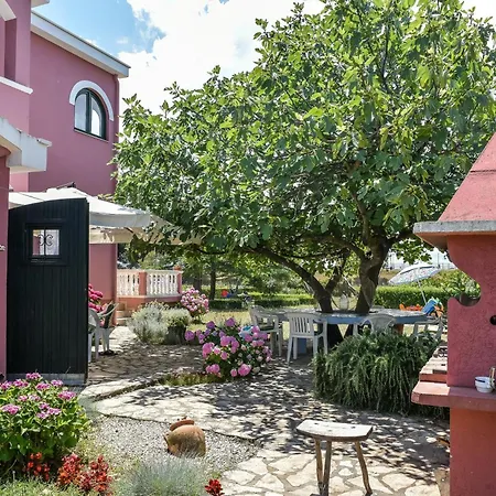 Appartement With Parking Space Sukosan, Zadar - 5772 *